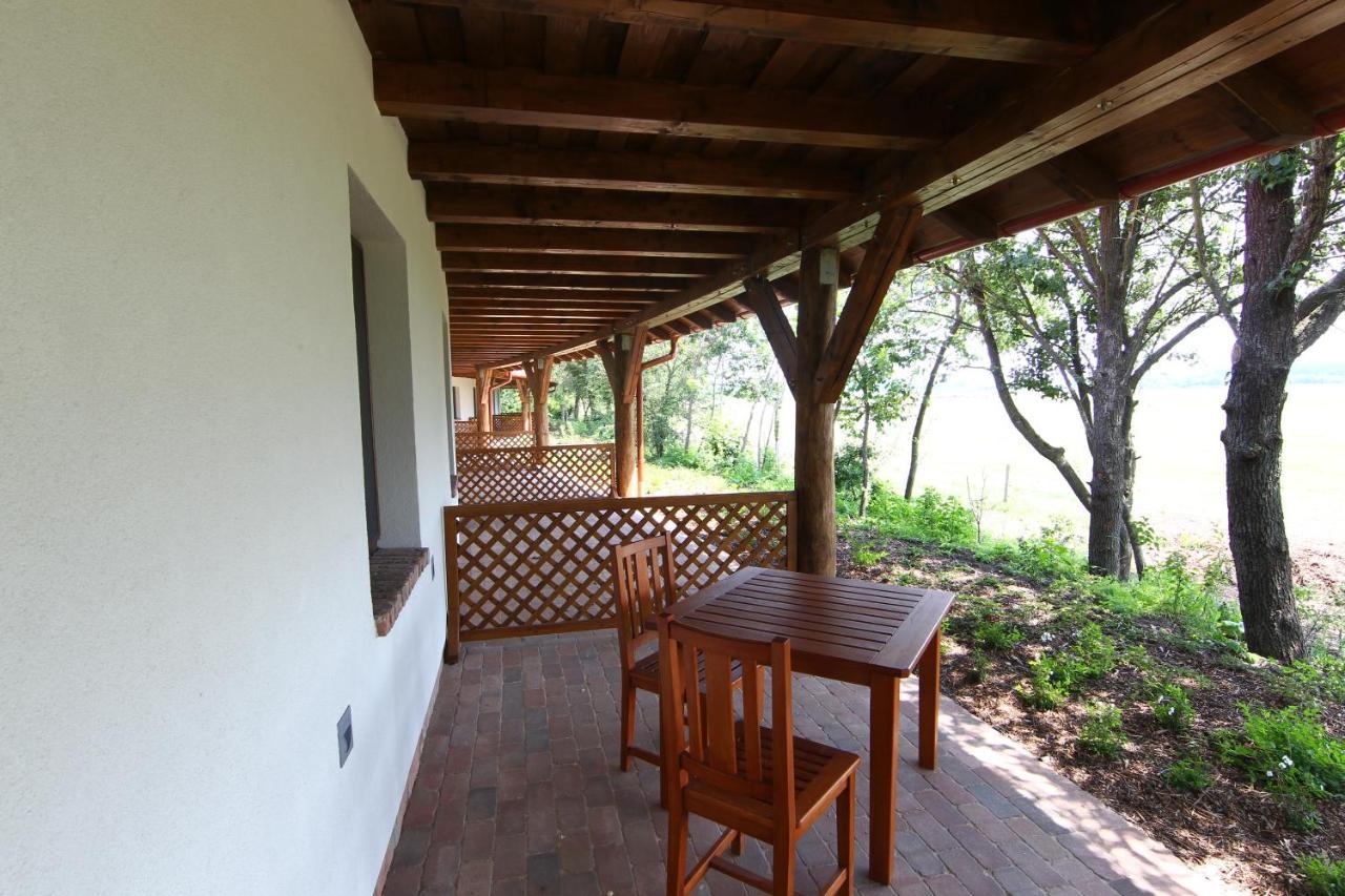Bibic Nature Lodge Balmazujvaros Exterior foto