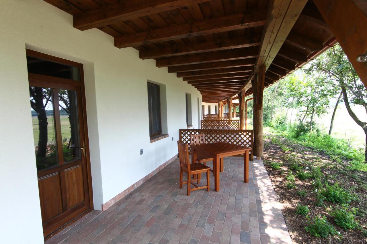 Bibic Nature Lodge Balmazujvaros Exterior foto